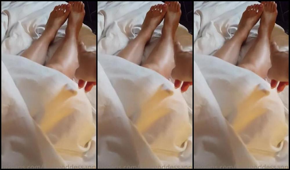 Yourgoddessanna51K Nicknamed Yourgoddessanna1 05 08 2023 Onlyfans Video Every Slaves Favorite Place On Earth Under His Goddess Soft Feet Szu