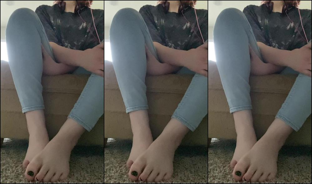 Sugary Sole Minutes Of Straight Idk What To Tell Ya Ignoring But Not Ignoring Posing And Not Po