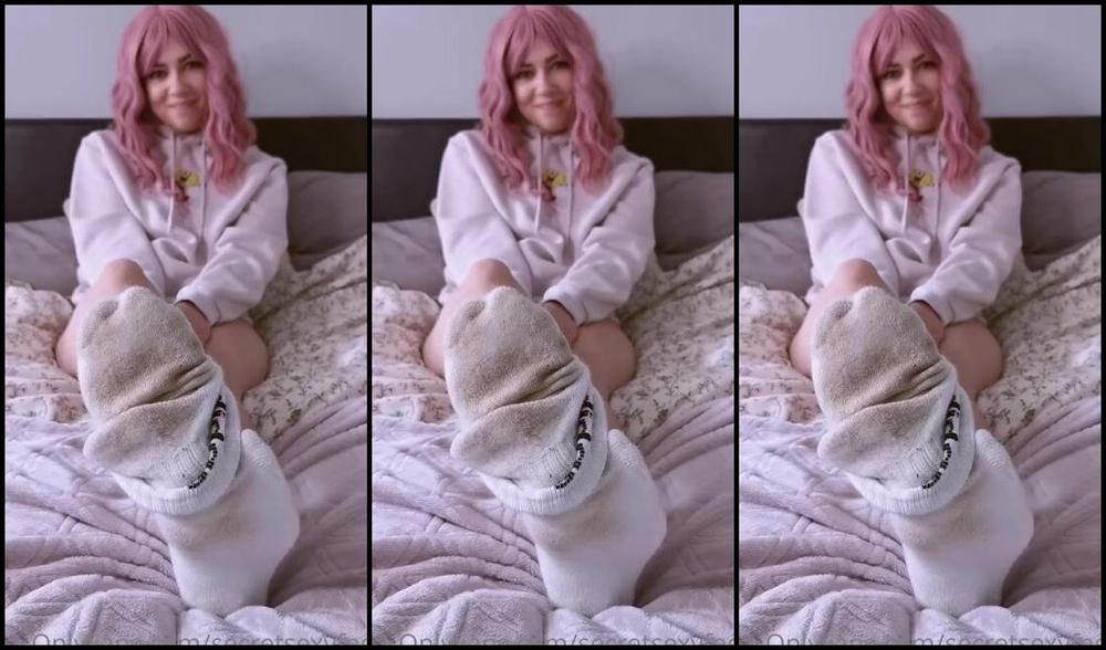 Princess Penelope Nicknamed Secretsexyfeet Onlyfans A Slow Teasing Sock Removal Will You Be My Good Boy And Sit Still While