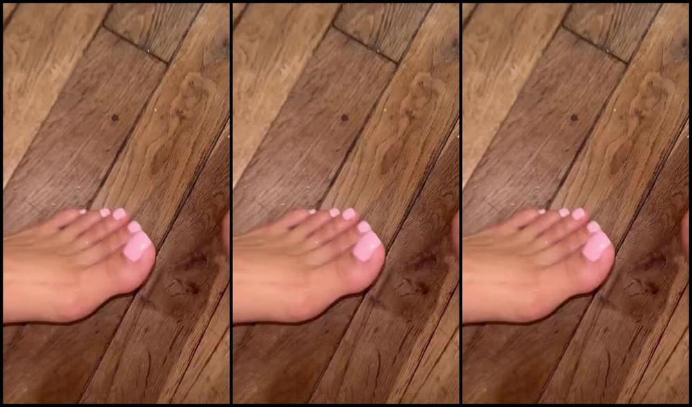 Megyfeet Foot Fetish 05 31 2024 Onlyfans Video La Salive Entre Mes Orteils Ca Texcite Saliva Between My Toes It Turns You On