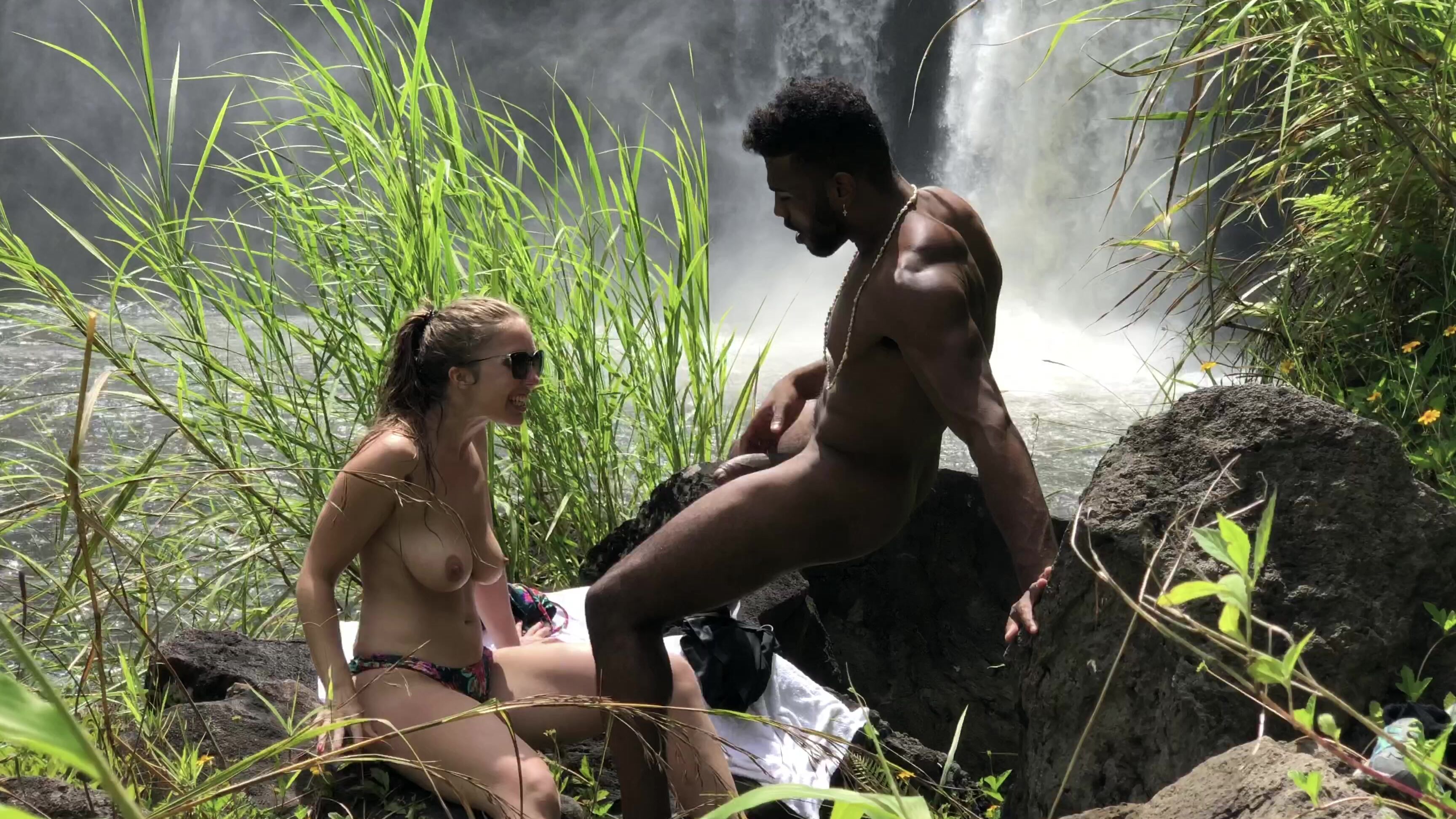 Big Dicks,Big Tits,Doggystyle,Interracial,Oral Sex yourboyfcisco hawaiian waterfal sex w lena paul ManyVids