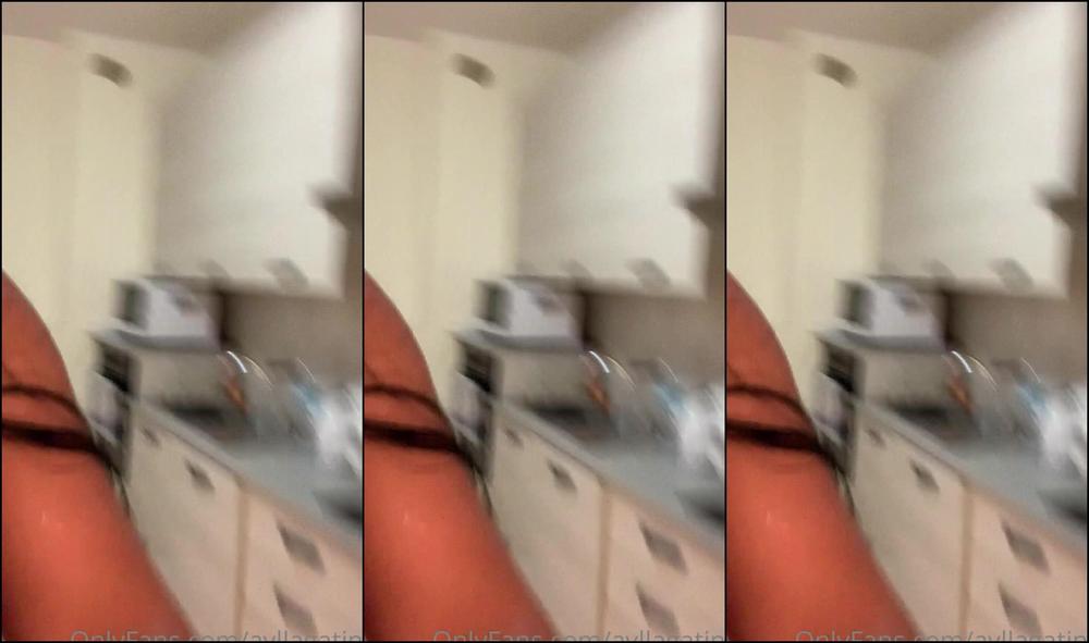 ayllagatina-07-11-2020-1213022386-the-expression-slave-per-complete-is-defined-in-this-video-where-he-chokes-gets-beaten-up