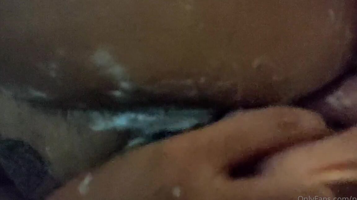 ployly-28-11-2021-2286539768-im-soo-happy-today-because-i-can-eat-yogurt-with-toy-together-make