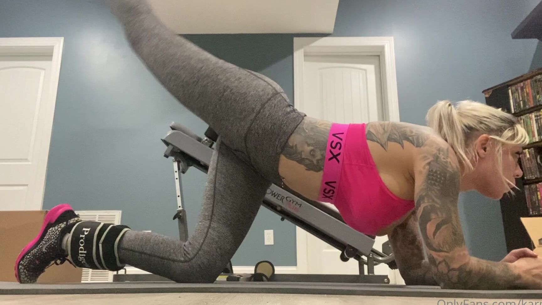 karmarx-03-08-2021-2182346855-on-the-road-to-making-this-booty-juicy-tip-under-this-post-if-you-enjoyed-watchin