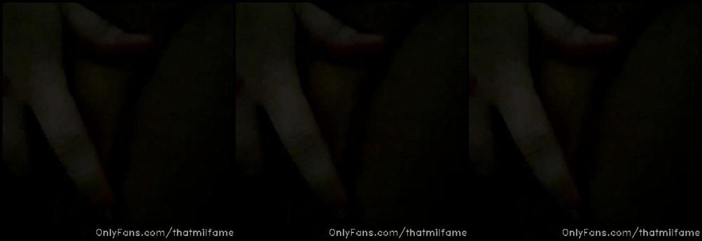 thatmilfamelia-16-10-2020-1088279812-stream-started-at-10-16-2020-10-26-pm-just-a-little-tease