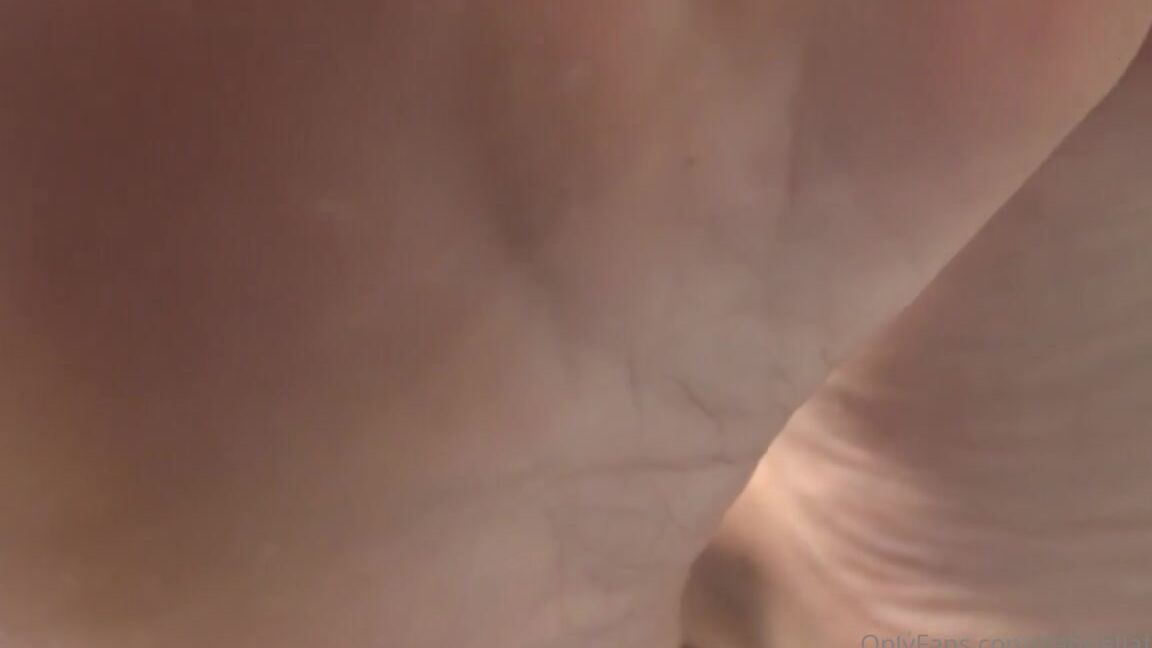 Goddess Gabriella Aka Gabriellafetish Onlyfans Foot Worship Instructions For You