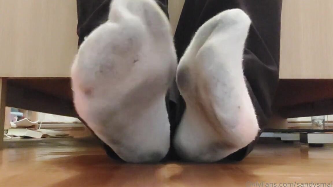 Mica Sandy Nicknamed Sandysmallfeet 11 04 2024 Onlyfans Video I Know How Much You Love To Sniff Me After I Finish My Workout My