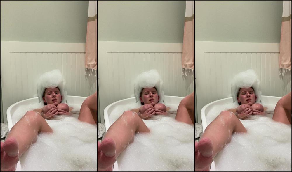 savannahsolo-14-08-2021-2193277084-another-intoxicated-bath-shenanigans-installment-this-one-got-weird-i-done-had-too-much