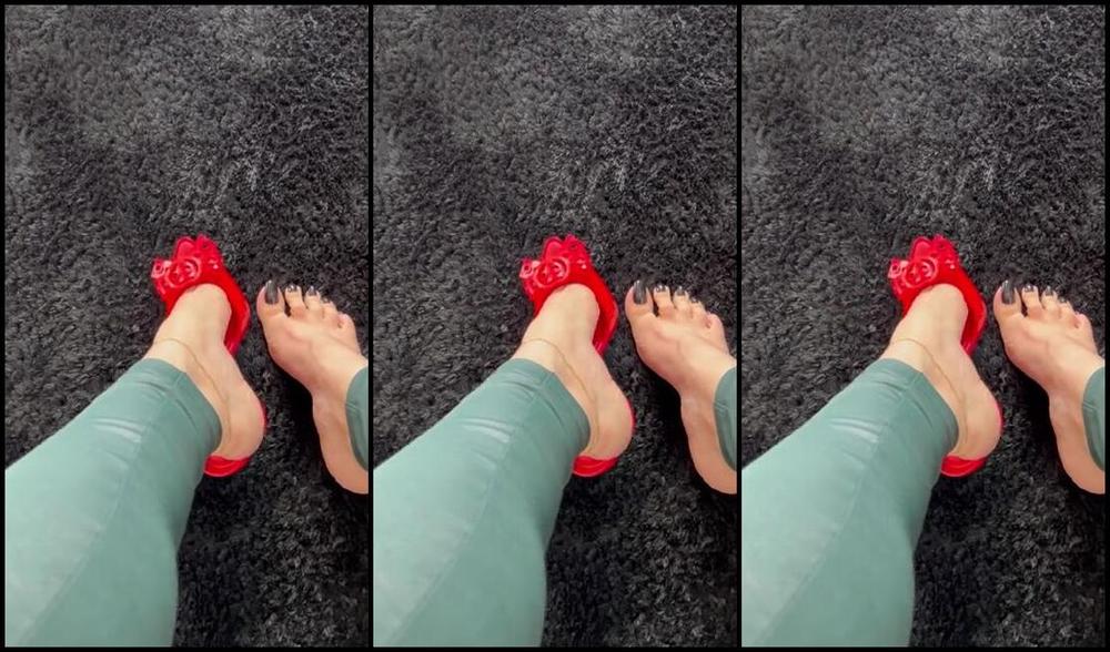 Goddess Grazi Aka Foot Fetish Grazigoddess Onlyfans Xxx Video Black Nails