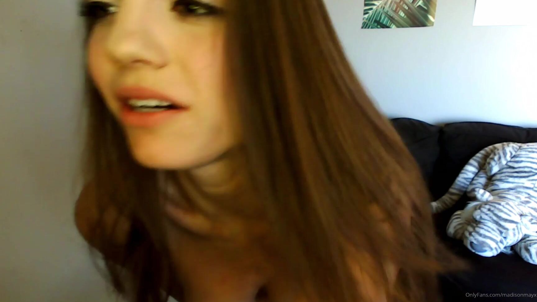 Madisonmayx Stroke Yourself For Me Xx This Is Partly Funny Lol But Hopefully Sexy Too First Solo V