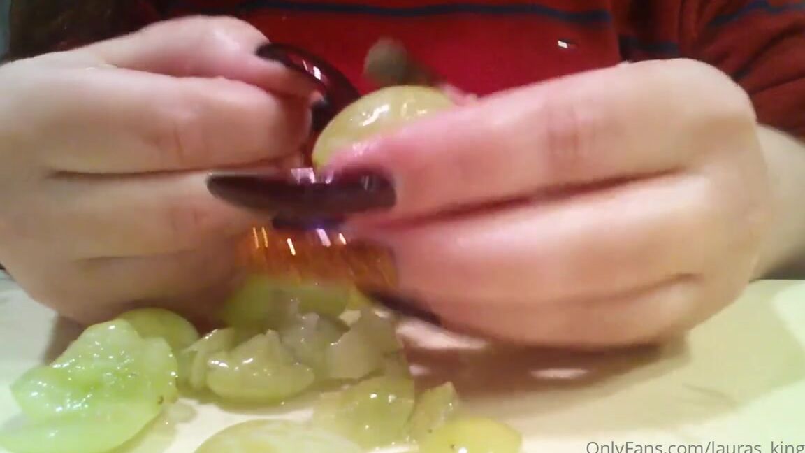 Lalalaura Nicknamed Lauras Kingdom 07 02 2024 Onlyfans Video Cassidys Grape Claw