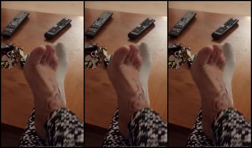 Lady Onyx Onlyfans Had A Loooooong Day Topped Off With A Hard Lower Body Session In The Gym Someone Rub My Feet Y