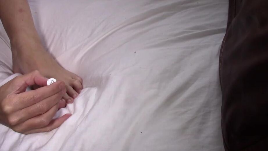 Simon Bee Glamour Roemie Toenails