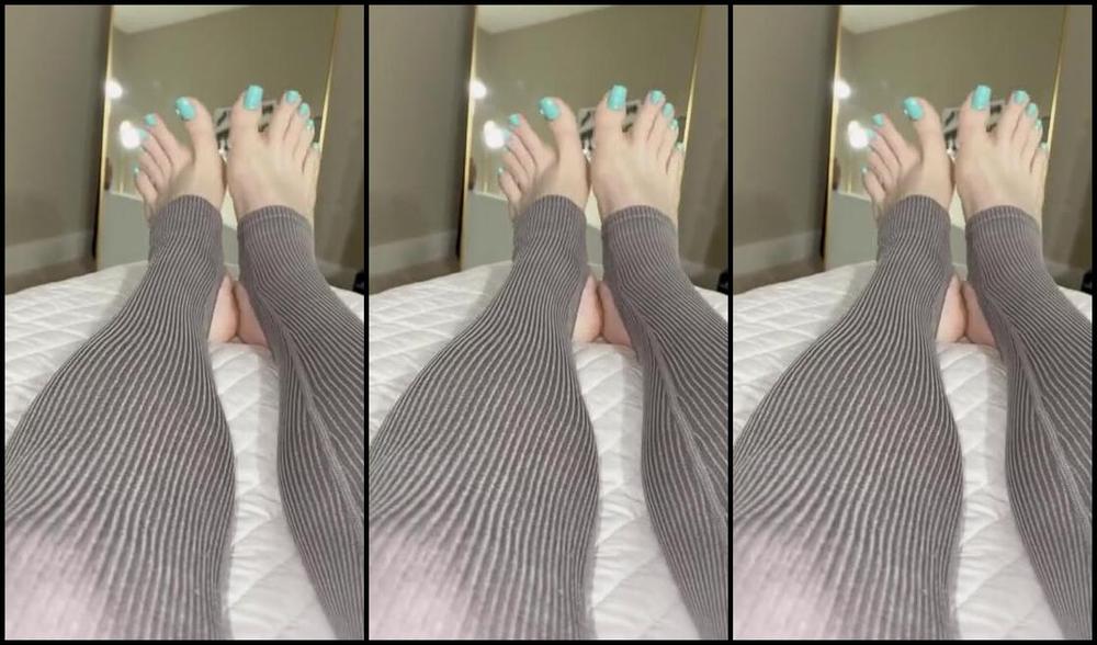 Fendi Feet Aka Goddessfendi Onlyfans I Need My Cozy Morning Toes Warmed Up And Massagedp