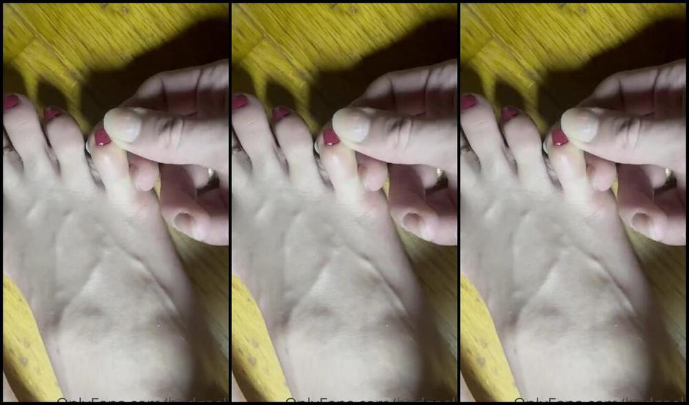 Goddessgaelle Nicknamed Badgaelle Onlyfans Premire Pdicure De L Anne