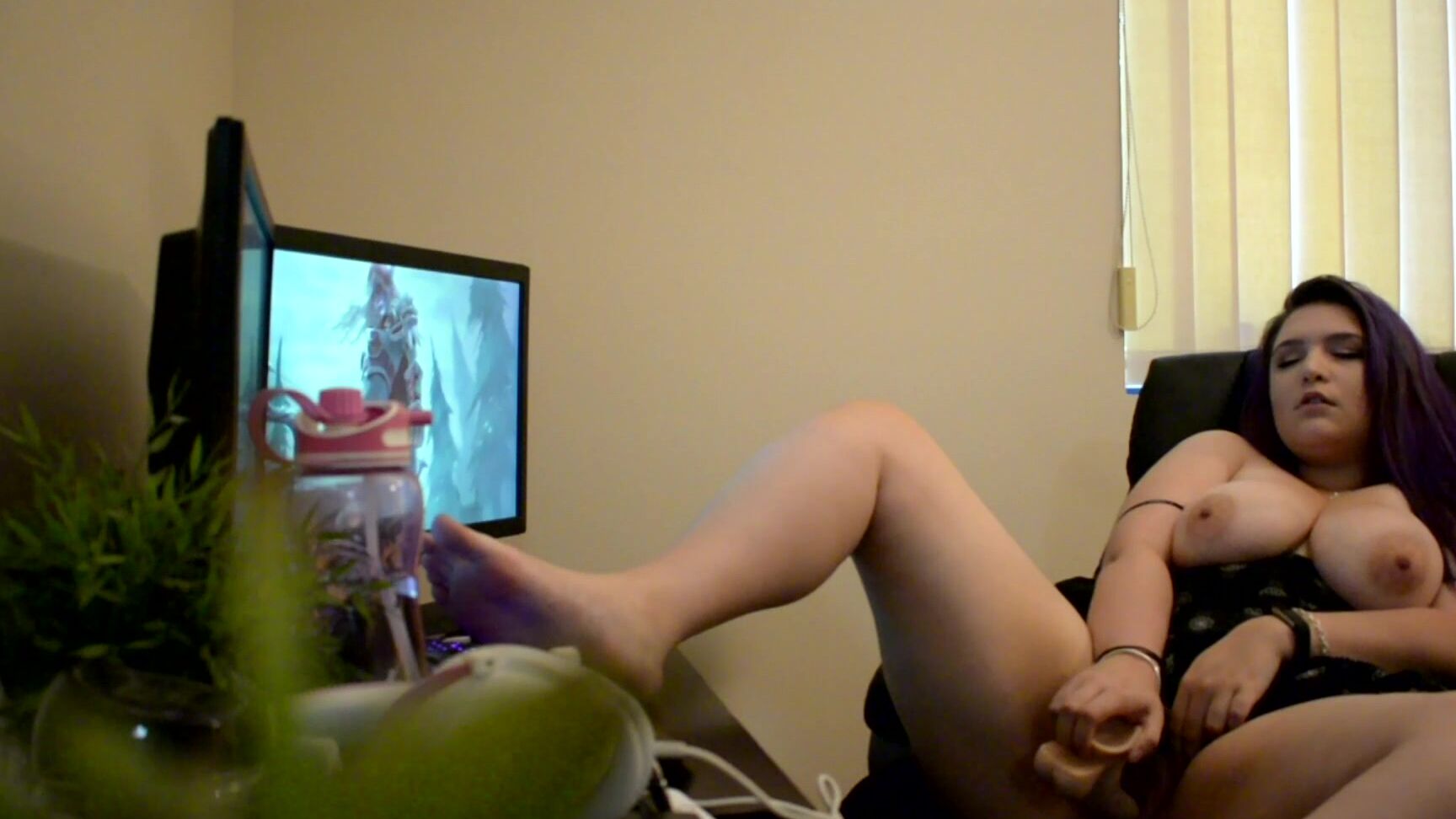 Emriejae Voyeur Finger Fucking