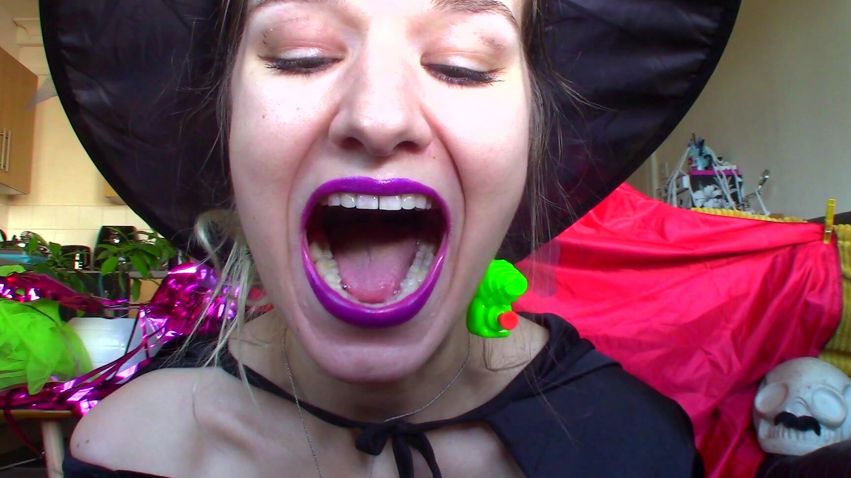 "Goddess Vanessa" lip fetish, lipstick fetish, mesmerize, mouth fetish, uvula fetish weak for my witchy mouth Manyvids