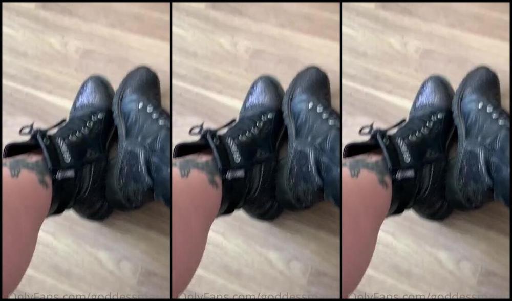 Latinamarina Onlyfans Who Loves Smelly Socks Omg These Boot Nylon Socks Wreak Of My Goddess Aroma They Re Baked