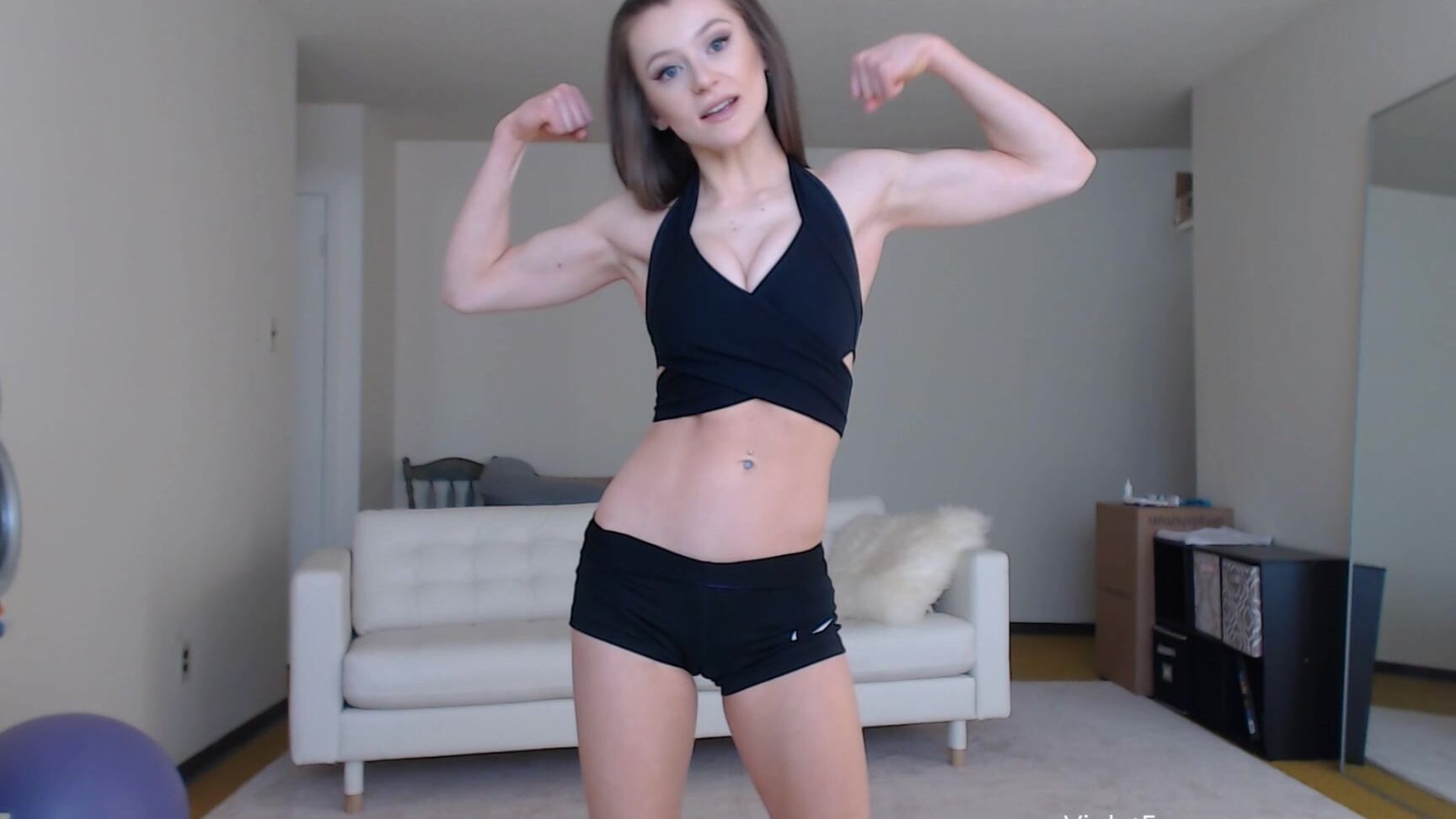 Fitness, Verbal Humiliation, Flexing, Muscle Worship, Humiliation violetfoxy fit girlfriend shames you ManyVids