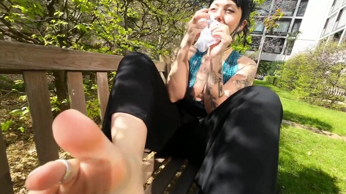 Freakyfjondaxxx Onlyfans Decided To Post This Beautiful Adventure With Elitefeetstreetuk On Here