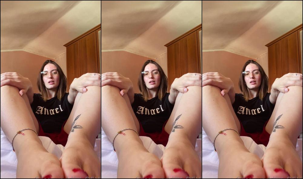 Crissyworld K Ti Piace Fare Il Porcello Coi Miei Piedi