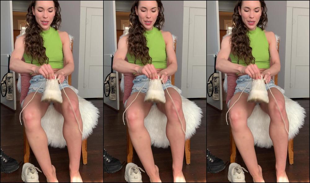 Sonia Sparrow Chunky Shoe Try On