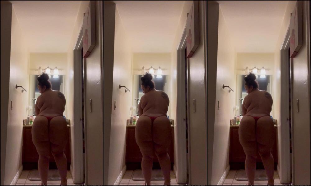 Bunzyy 2854088252 04 28 2023 Happy Friday Who S Giving The Biggest Tip Inbox Me For More Videos