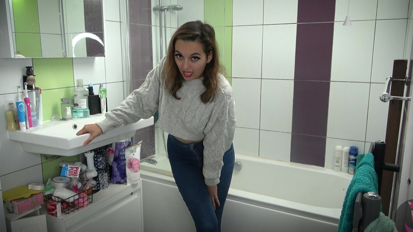 Summer Fox Showing You My Secret Pee Kink