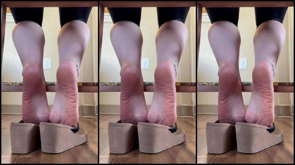 Jennysfeet Foot Fetish 08 08 2024 Onlyfans Video Lets Start Out With A Few Heel Pops Then Stroke And Jerk To My Meaty Soles