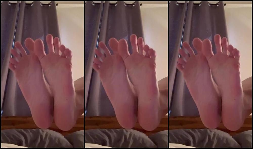 Brooketootsies Nicknamed Brooketootsies 05 18 2024 Onlyfans Video Toe Wiggles From My Giant Size 11S