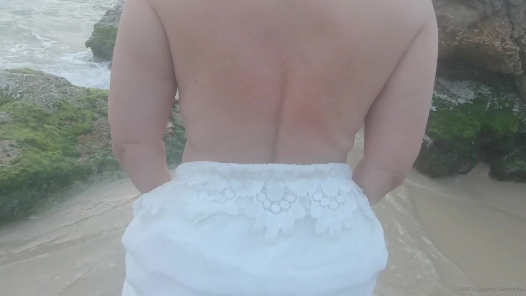 sexymatureaussielady-03-01-2020-117325908-all-that-is-missing-in-this-beach-video-is-that-there-are-no-men-getting-naked-with-me