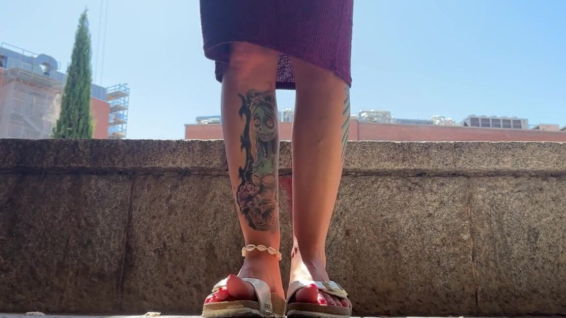 Solesmad Fetish Queen Aka Solesmadvip Onlyfans While I Was Recording This Video At The Door A Men Who Was Nearby Realized That I Was Recording