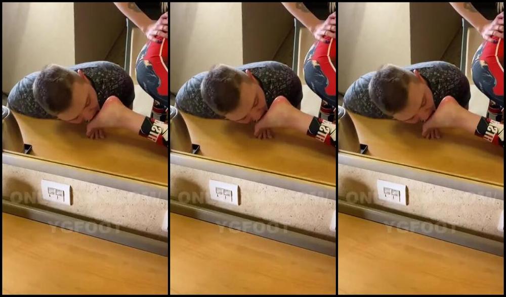 Ygoddess Aka Ygfoot Onlyfans Dont Talk With Your Mouth Full Slavep