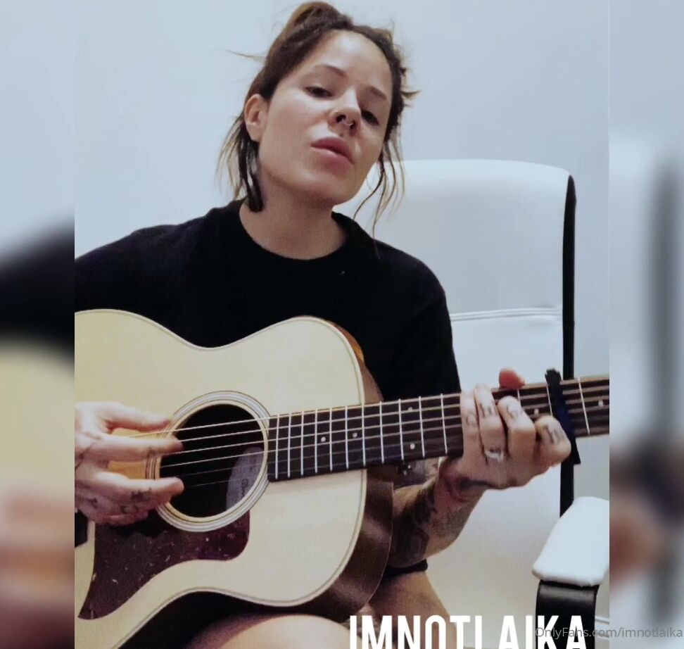 Ihatelaika 124023430 01 11 2020 Was Testing Out My New Guitar In My New Stream Room I M Hella Tired Today And