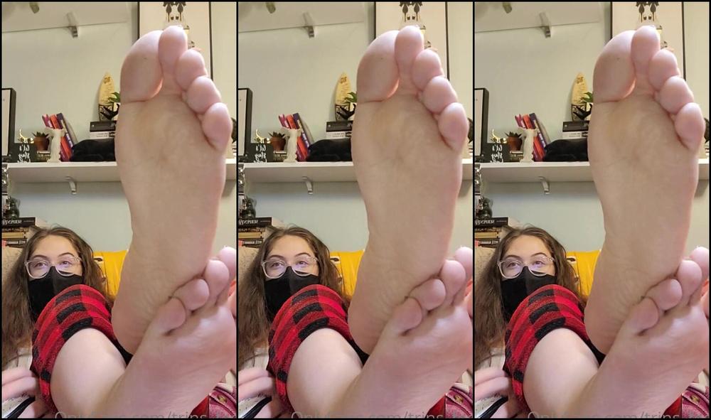Trins Feet Here S The Long Awaited Followers Ask Me Questions Video Thought It Would Be Cool For You