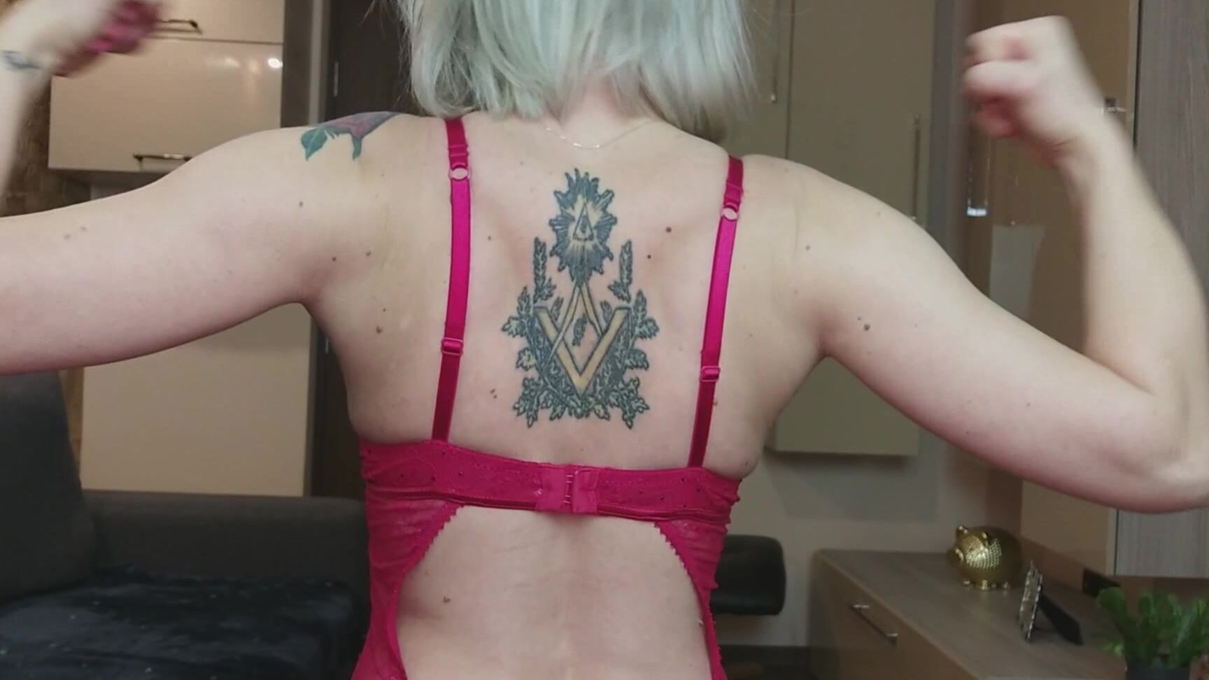 Moneygoddessscc Muscle Show Off