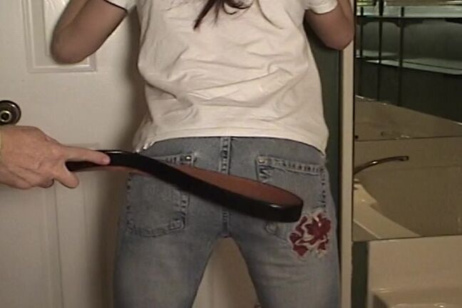 Amanda, SD, amateurspankings AS Amanda Gets The Belt Clips4Sale