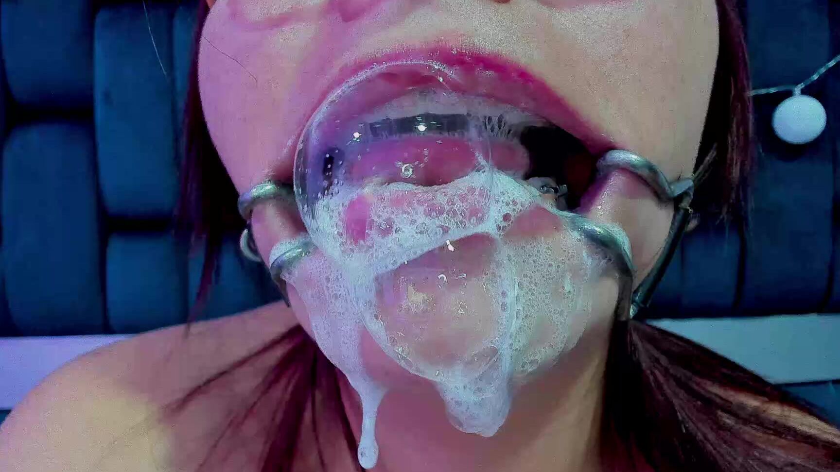 "Coconutsex" gags, mouthfetish, sloppy, spitfetish, tonguefetish spit sensation longing constant craving for spit sensations manyvids