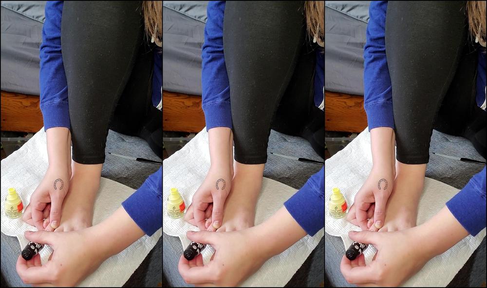 Tootsiepoptoes Someone Requested A Video Of Me Painting My Toe Nails Haha So Here Ya Go