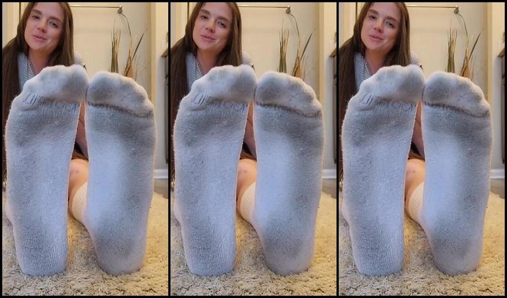 Megan Fletcher Aka Sweetsoleprincess 09 14 2024 Onlyfans Video Do You Like My Big Dirty White Socks Ive Been Wearing These For Four Days Straight