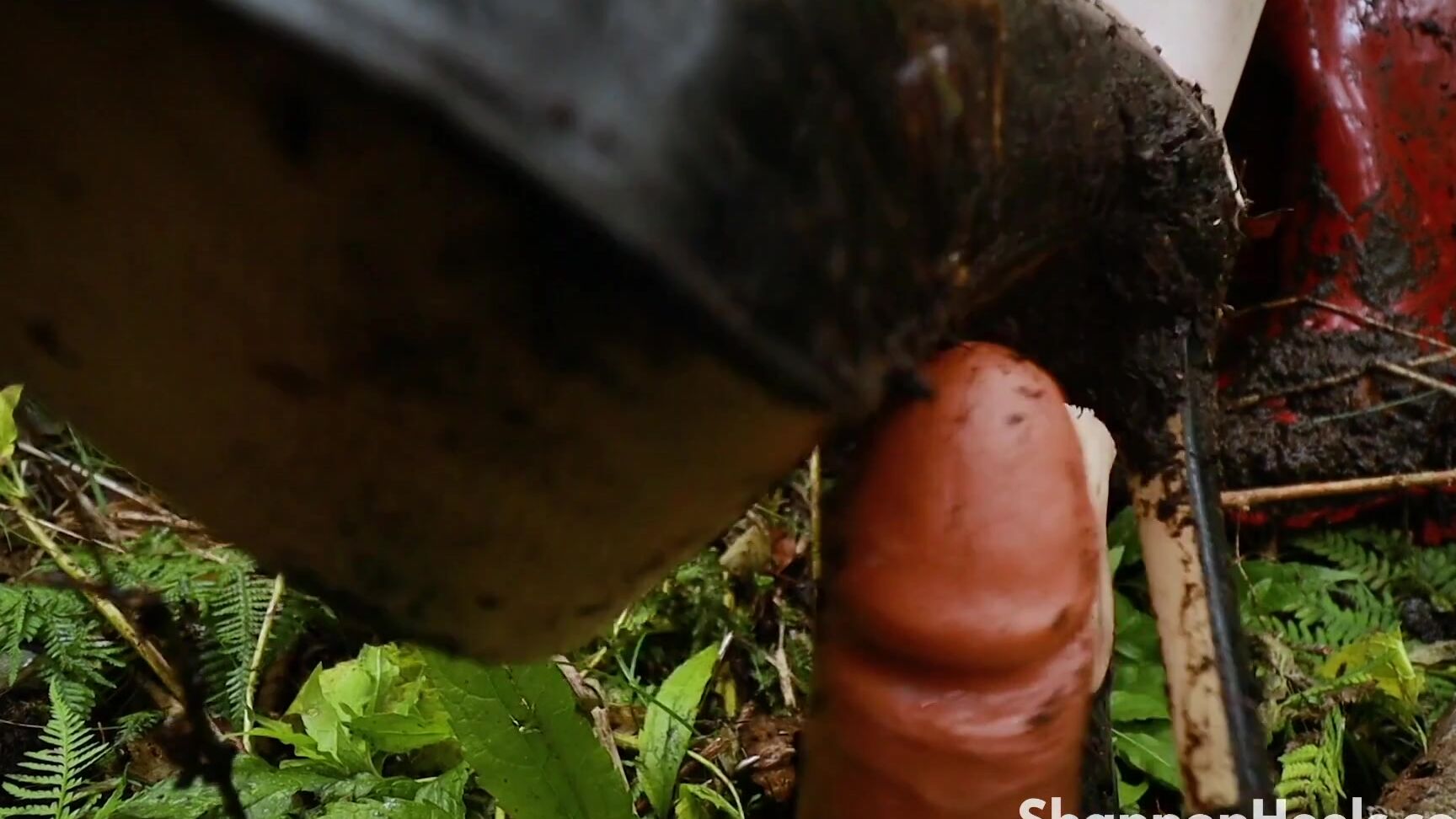 BDSM, Hardcore, Public Nudity, Public Outdoor, Rubber Fetish come-fuck-me-in-the-woods ManyVids