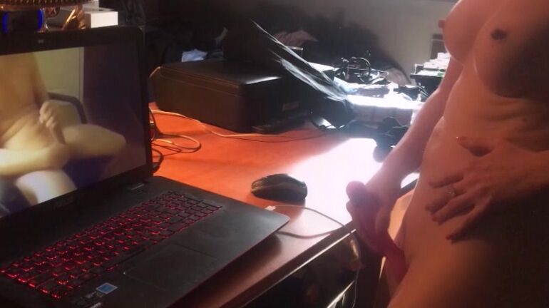 Webcam,Masturbation,Voyeur,Cumshots,Voyeur Cams ladyoulala i make you cum on webcam compilation ManyVids