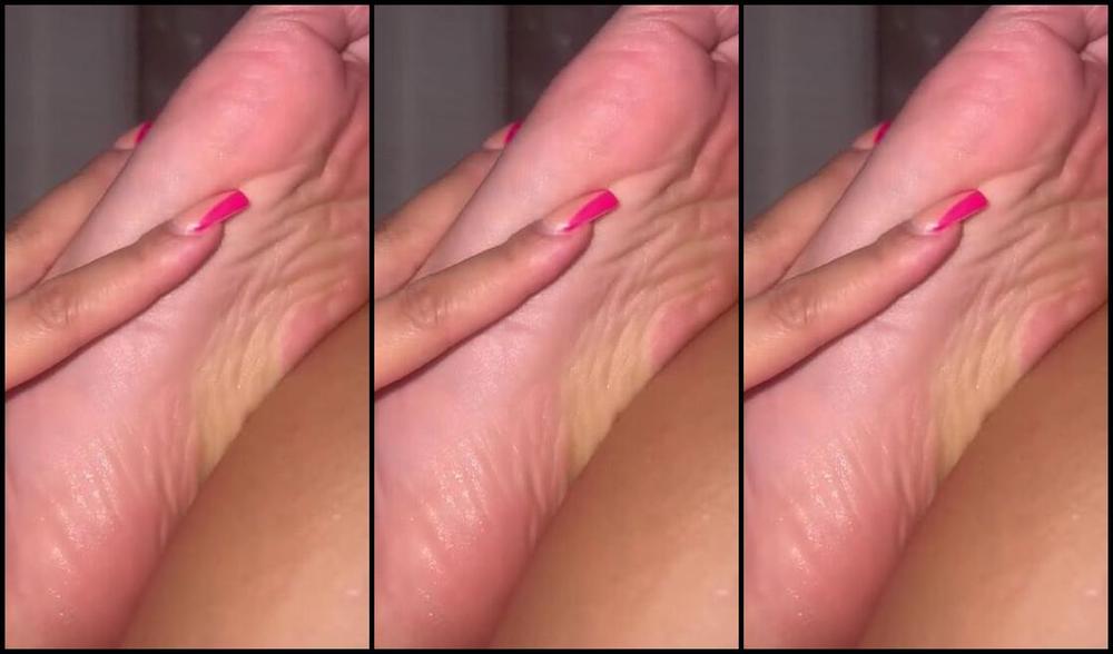 Mymulattotoes Nicknamed Mymulattotoes Onlyfans Come Join Me 4F