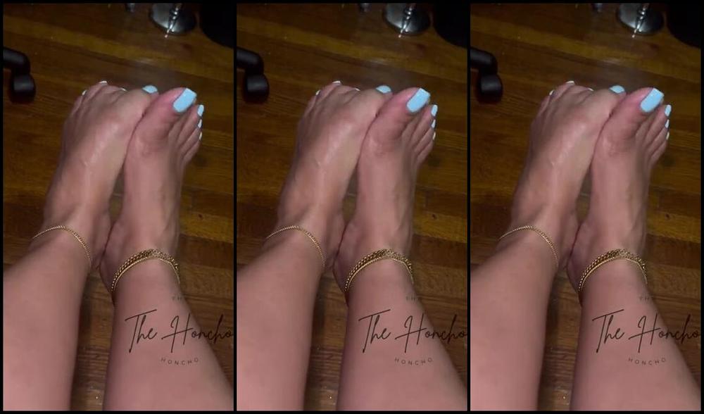 Honcho Nicknamed Thefthoncho Foot Fetish 09 22 2024 Onlyfans Video Blue Toes