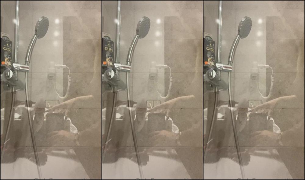 lisikitty-11-06-2021-2130671016-en-la-ducha-caliente-esper-ndome-q-me-lo-metan-horny-in-the-shower-and-waiting-f