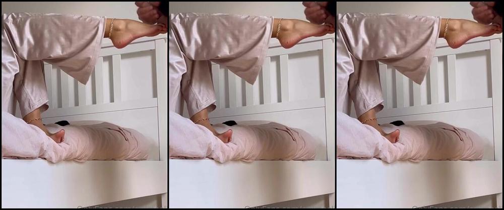 Alita Nicknamed Callmealita Onlyfans He Was Begging To Cum On My Feet And I Said Only If I Can Kick His Balls