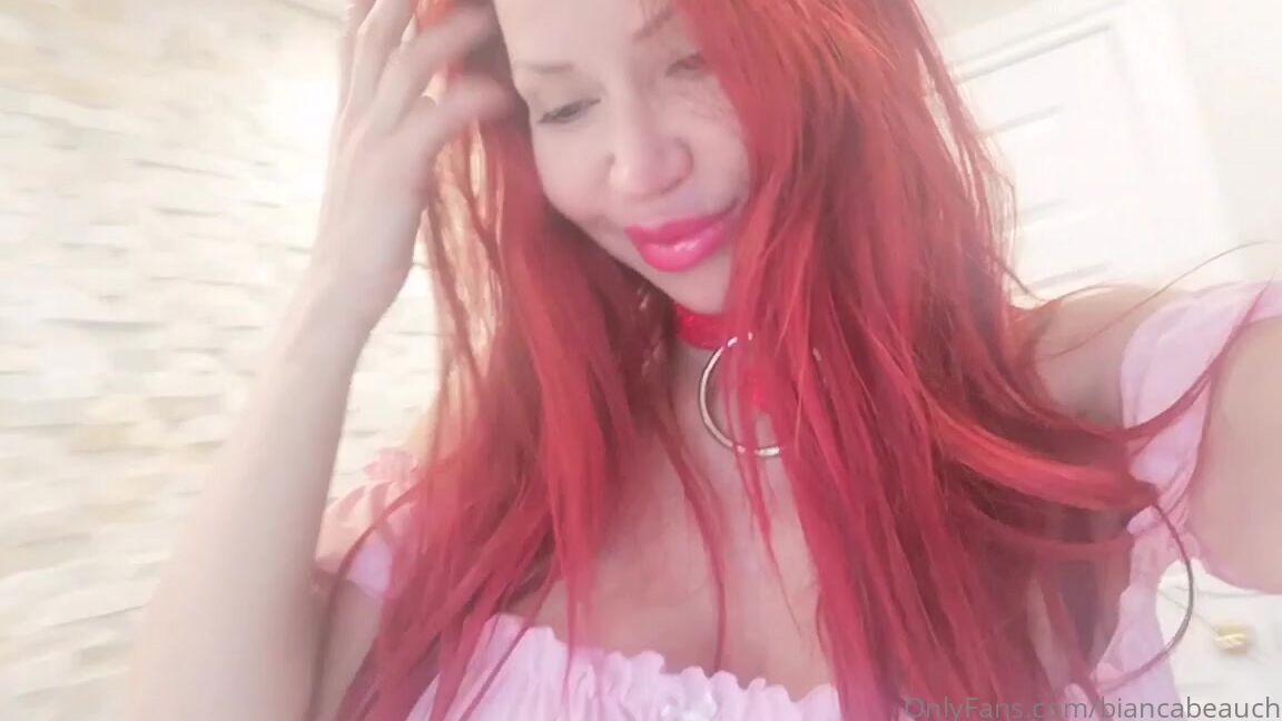 Biancabeauchamp 2020 11 22 5Fba83A5948E6A584A707 Source