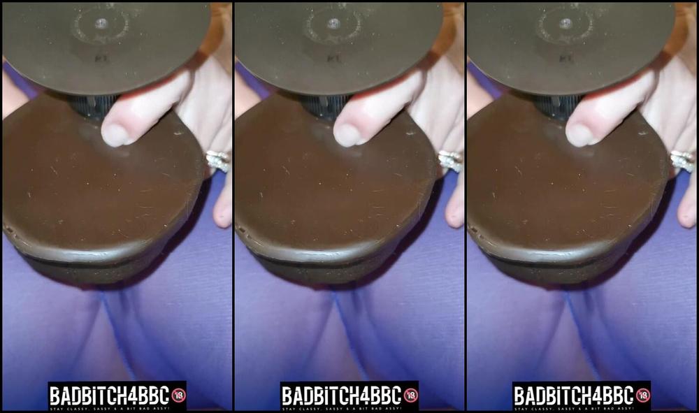 Lexxxiluvvip Mmmm My Pussy Gets So Gd Creamy