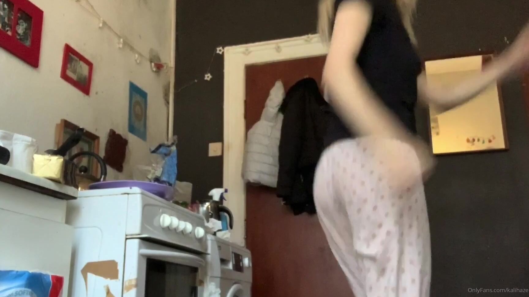 Kalihaze Morning Who Wants Breakfast