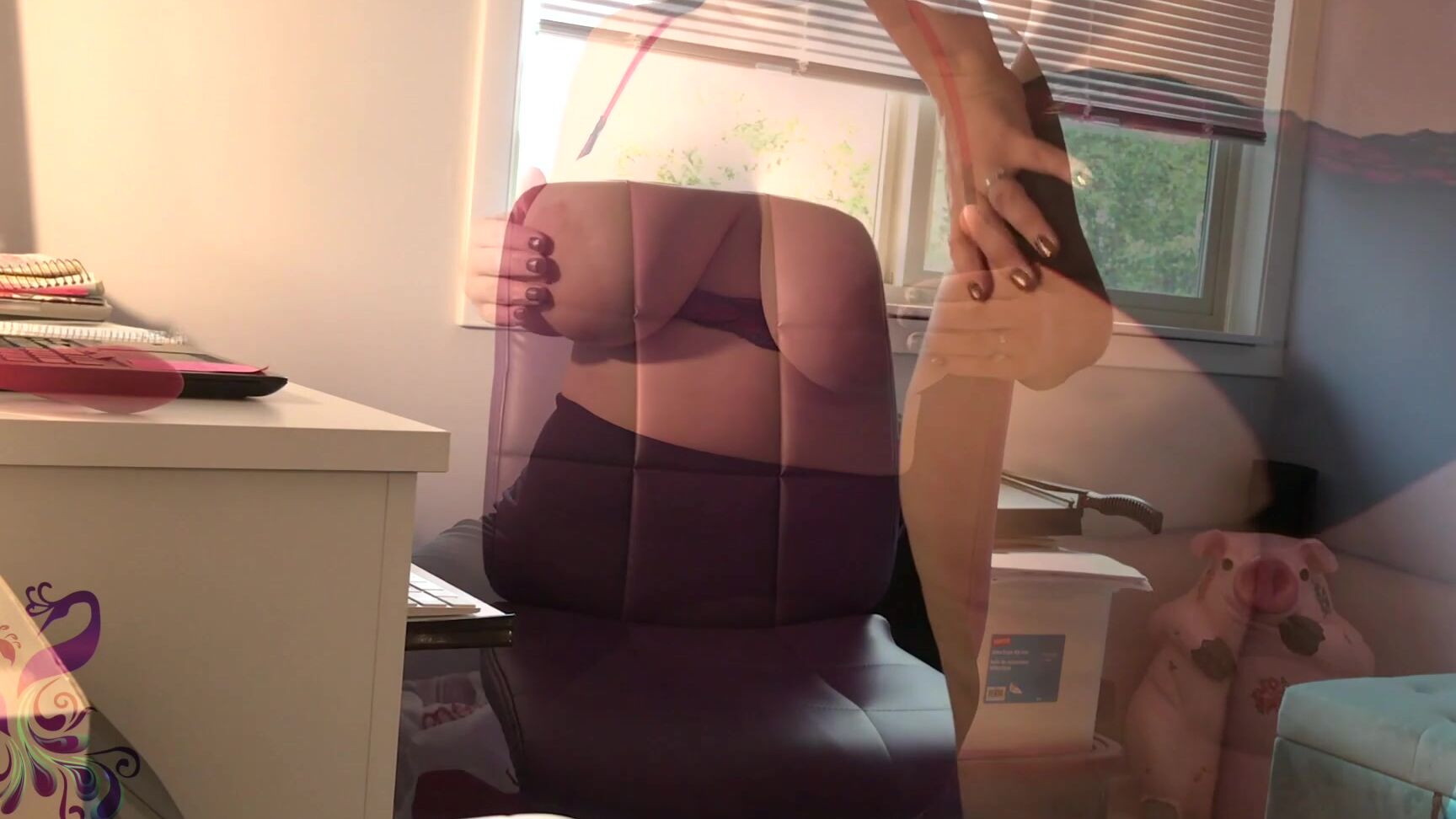 twopeacockprod-22-10-2019-75181289-milf-monday-cumming-attractions